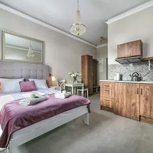 Wrona | Wrona Apartamento